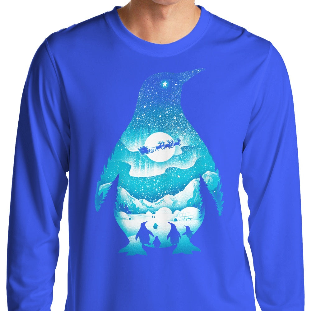 Long Sleeve Christmas-themed Penguin T-Shirt for a Festive Look
