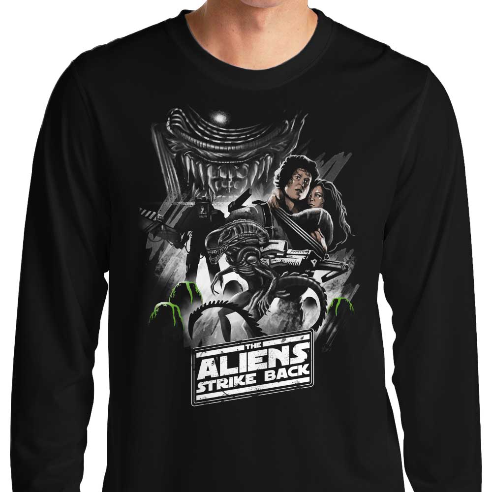 Aliens Strike Back - Men's Long Sleeve Casual T-Shirt for Fashion Enthusiasts
