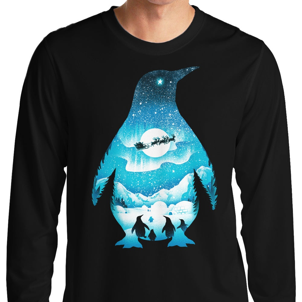 Long Sleeve Christmas-themed Penguin T-Shirt for a Festive Look