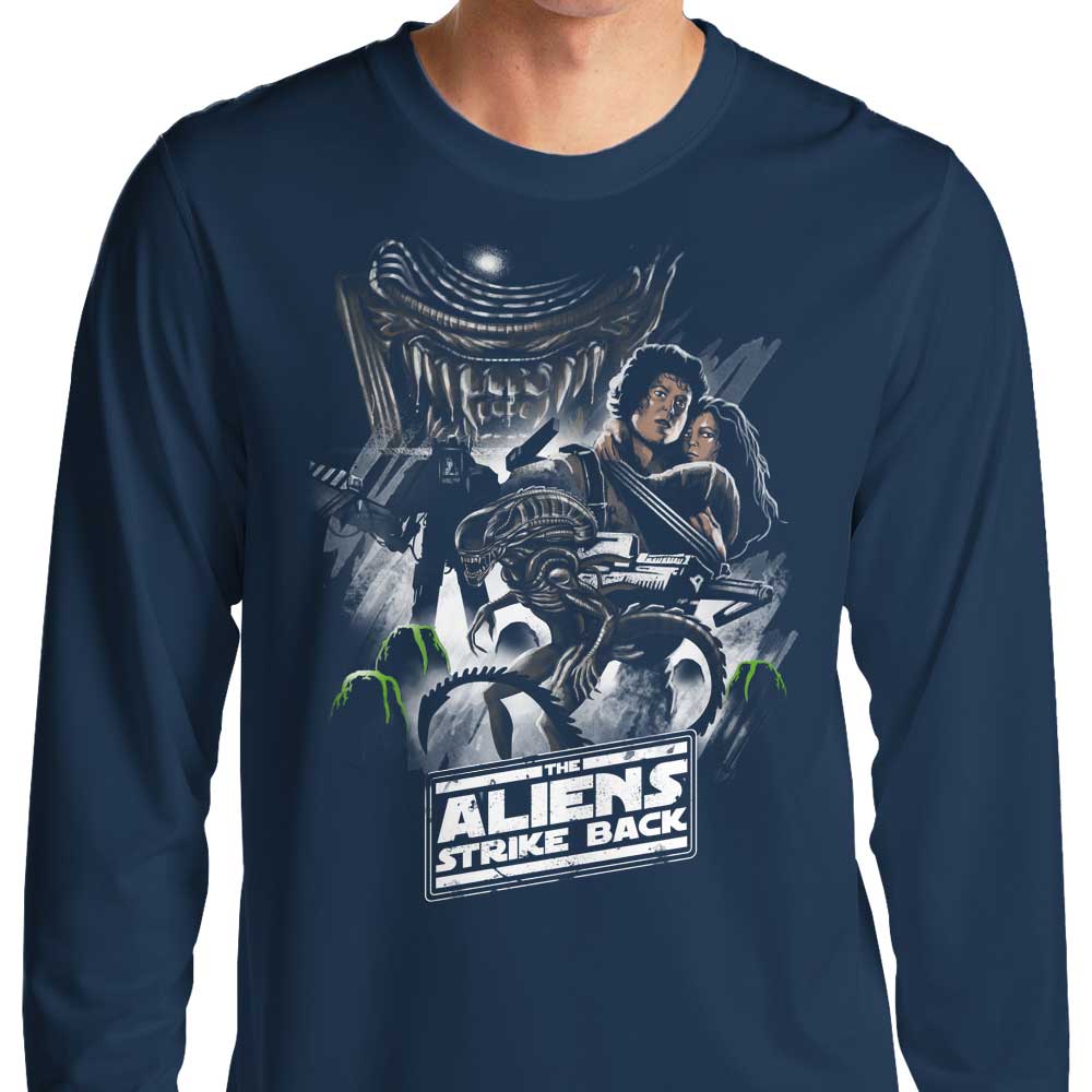 Aliens Strike Back - Men's Long Sleeve Casual T-Shirt for Fashion Enthusiasts