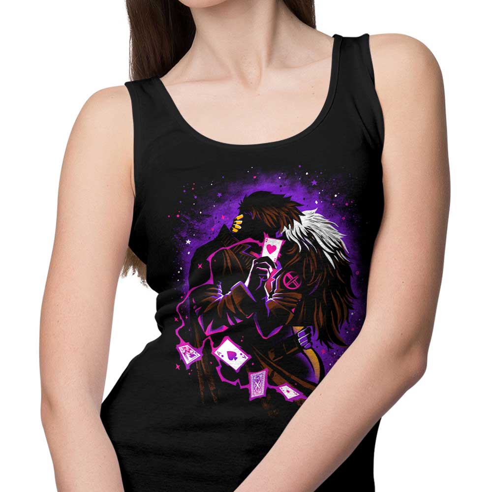 Alemaglia's Kinetic Kiss Stylish Tank Top for Fashionable Wear